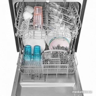 Встраиваемая посудомоечная машина HOMSair DW66M