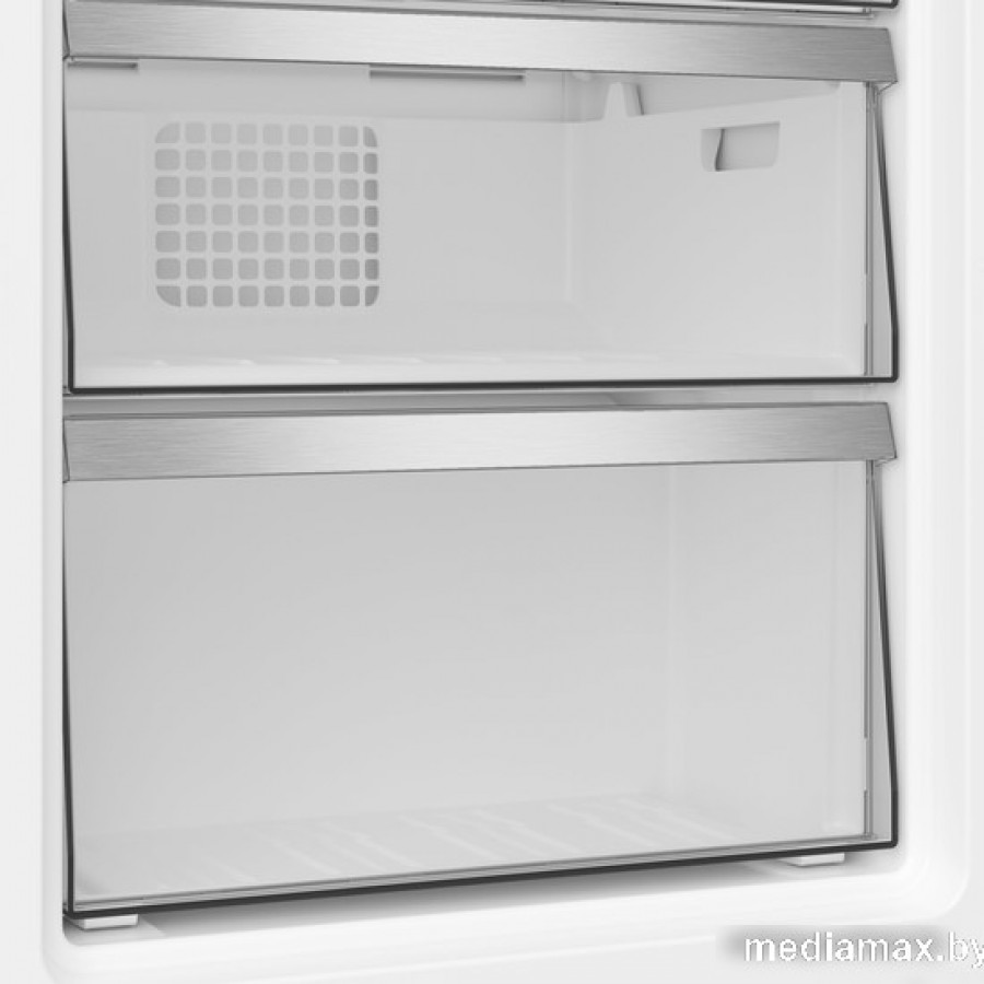 Морозильник Grundig GFPN66721W
