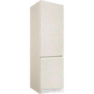 Холодильник Hotpoint-Ariston HT 4200 AB